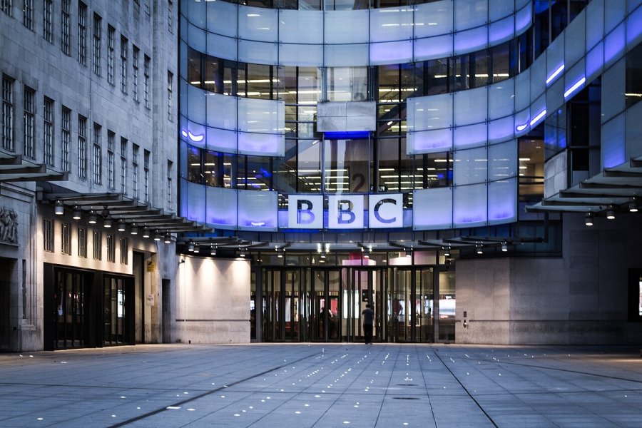 BBC heading for avoidable ‘doom spiral’ with constant cuts, says NUJ
