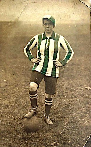 Hit play about wartime women footballers returns