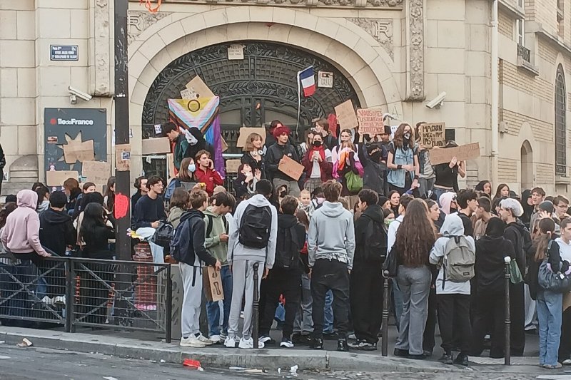 Beyond the burning bins: why France’s school students are on the streets
